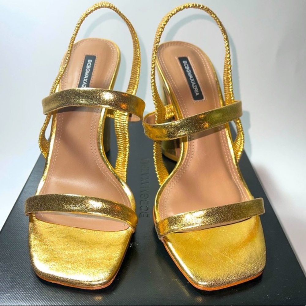 BCBG gold strappy chunk heels.  Leather 🌟